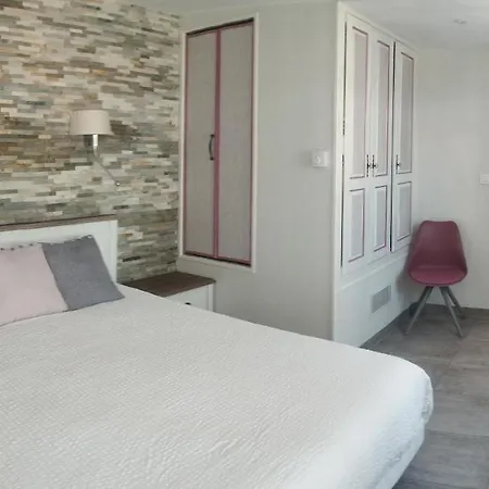 Champenois 4* Chalons-en-Champagne