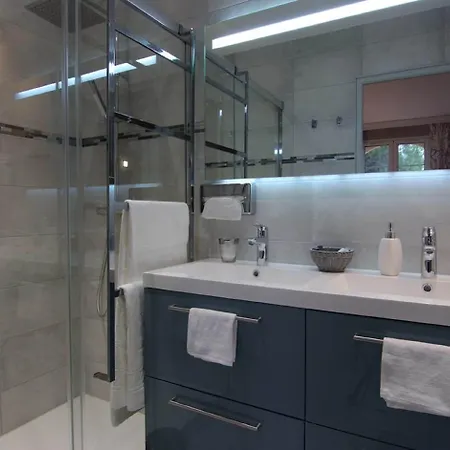 Champenois Panzió 4*