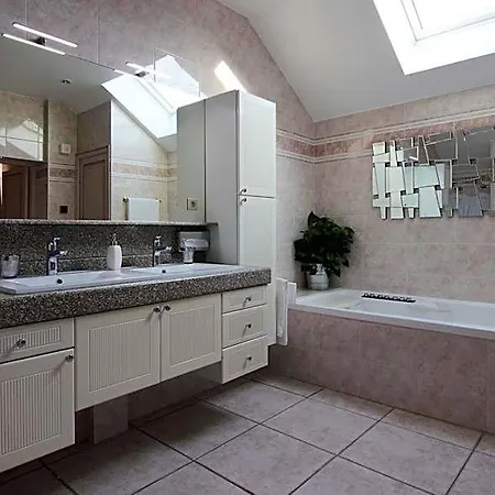 Champenois 4*
